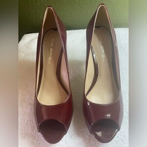 NWOT Via Spiga Burgundy Patent Leather Pumps